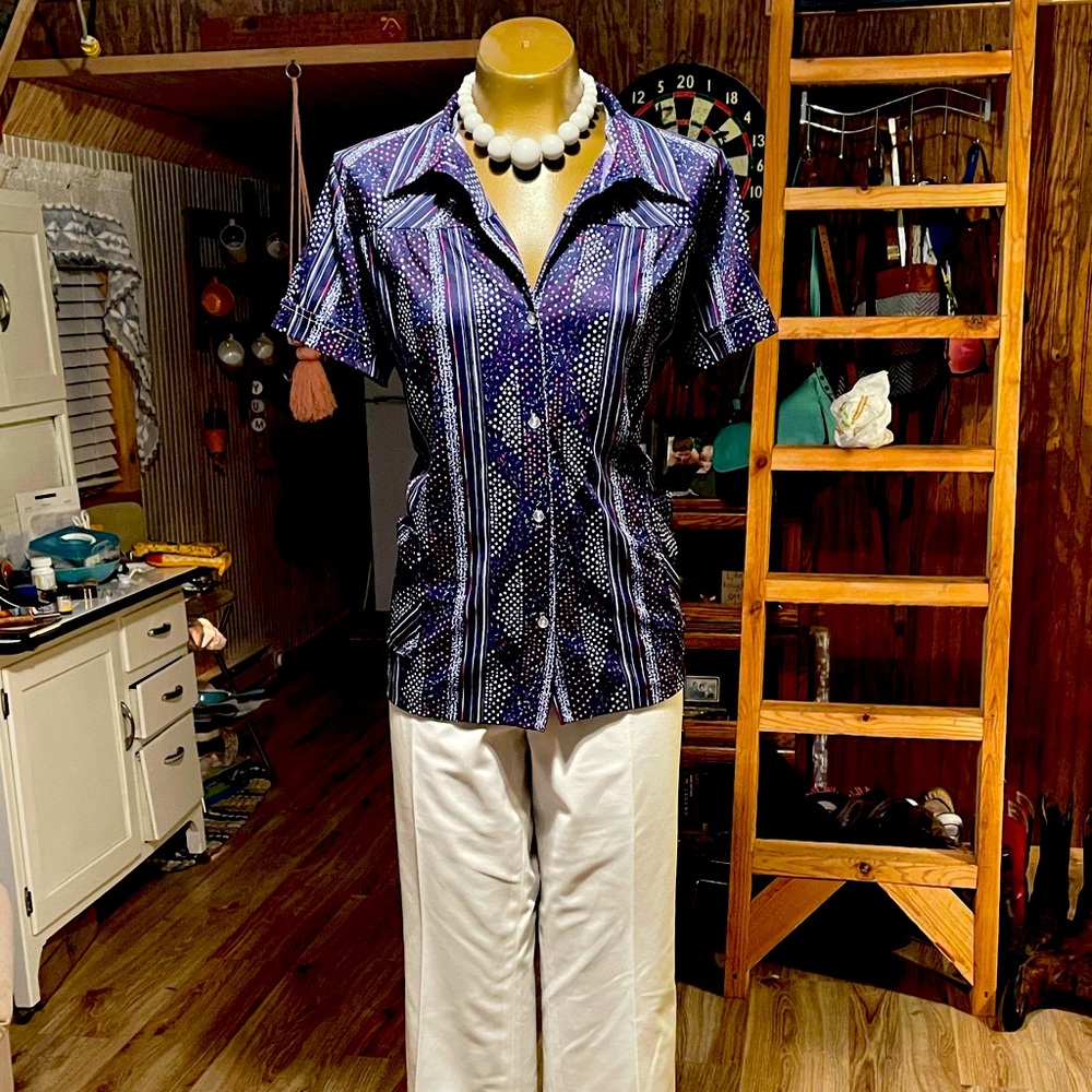 Vintage Lind-Clare Women’s blouse